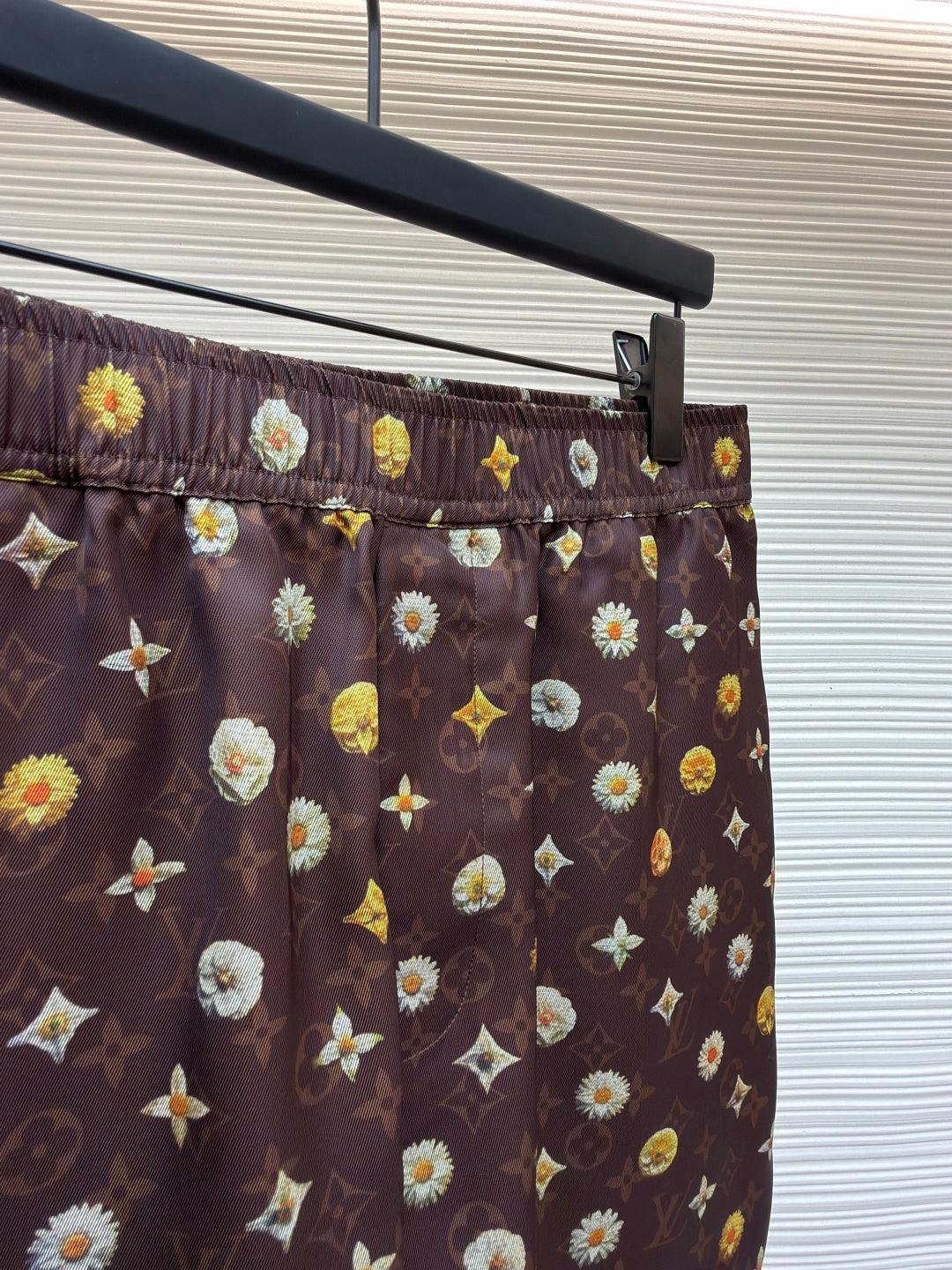 LV 26S SHORTS STYLE 226