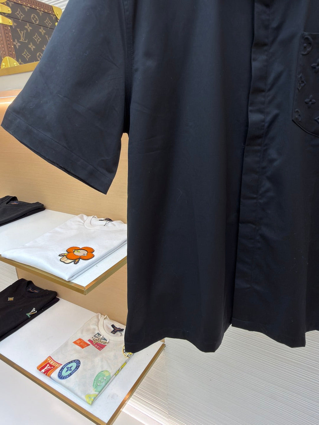 LV 26S SHORT-SLEEVE SHIRT STYLE 173