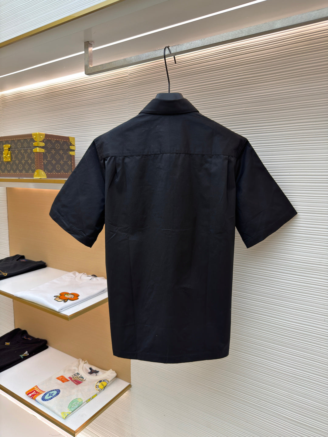 LV 26S SHORT-SLEEVE SHIRT STYLE 173