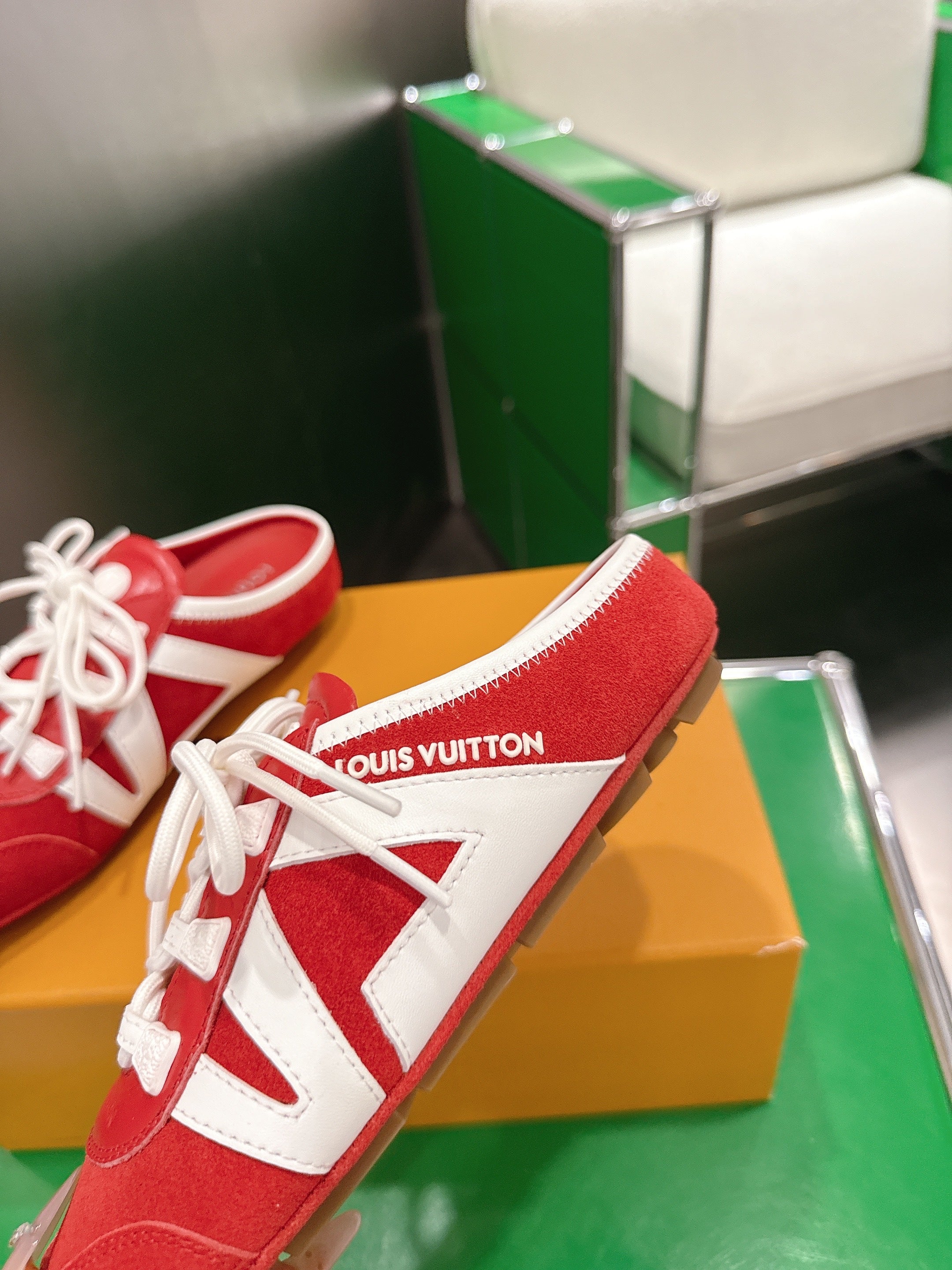 LV 26S MULE SNEAKERS IN RED SUEDE