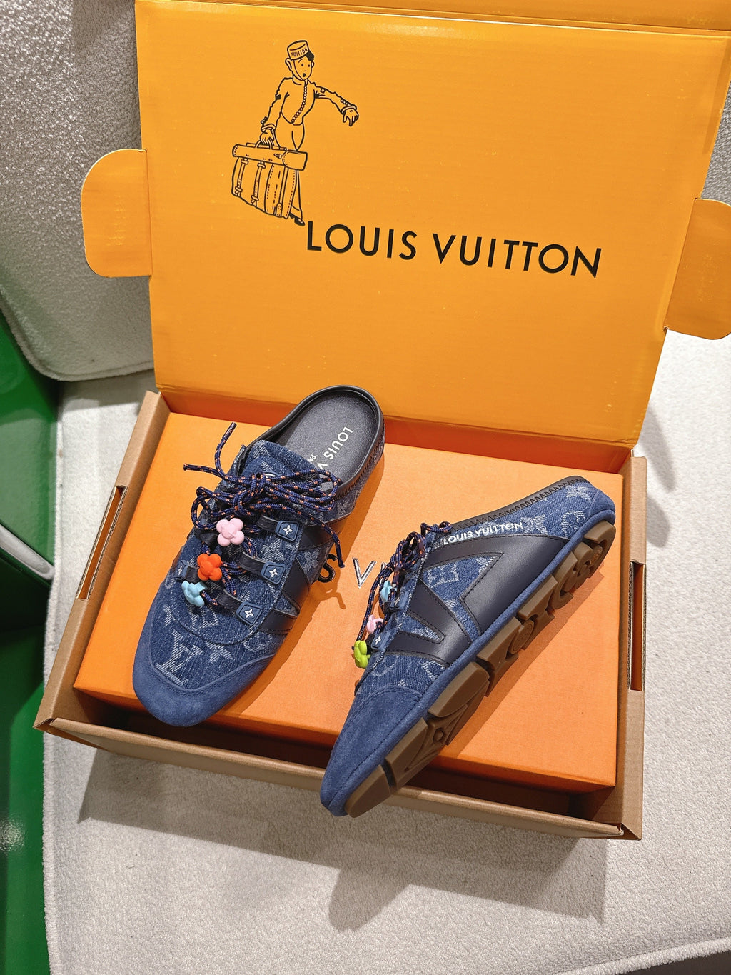 LV 26S MULE SNEAKERS IN BLUE DENIM AND SUEDE WITH FLOWER CHARM