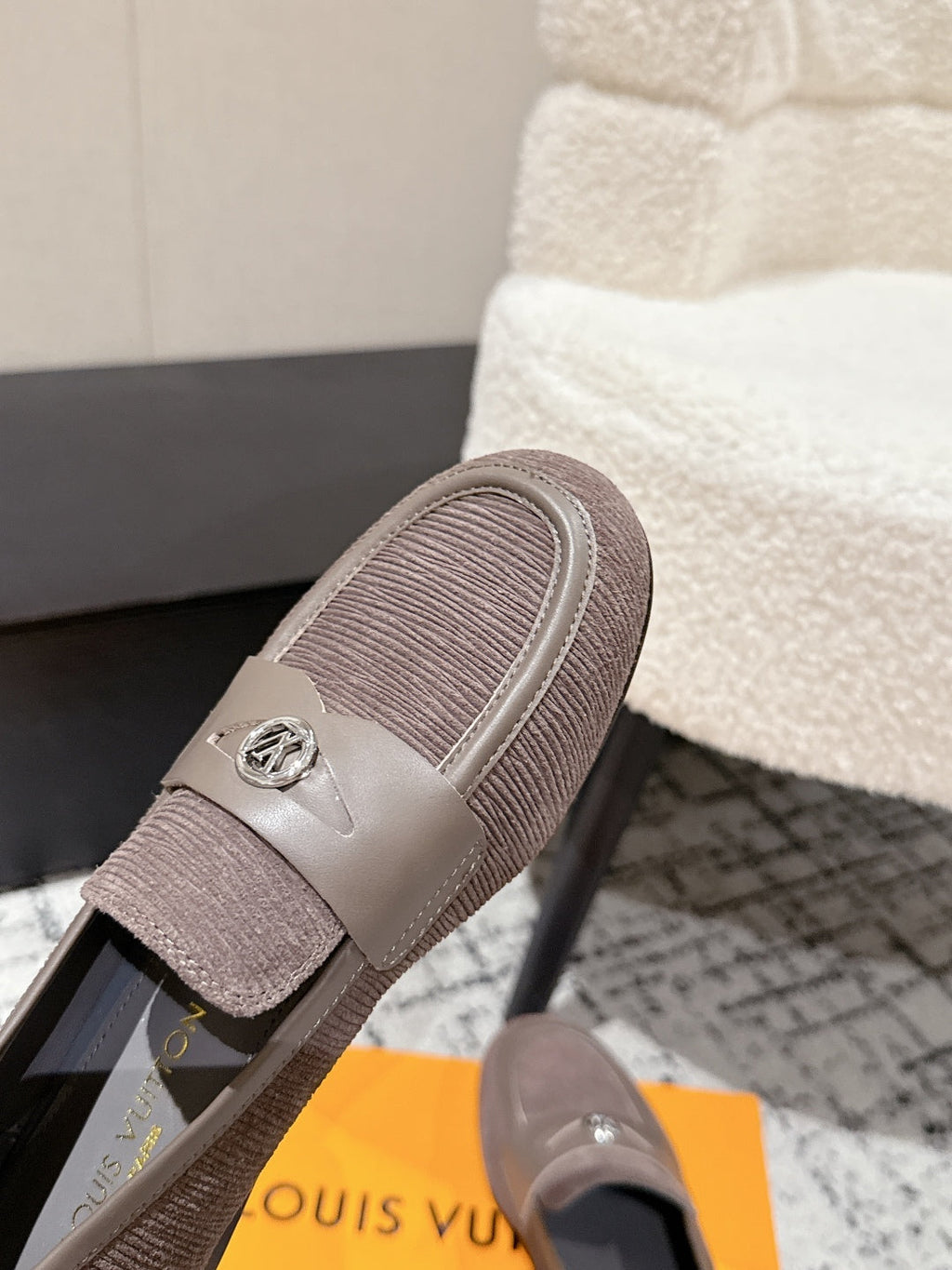 LV LOAFER 25S IN DUSTY ROSE BROWN SUEDE AND CALFSKIN