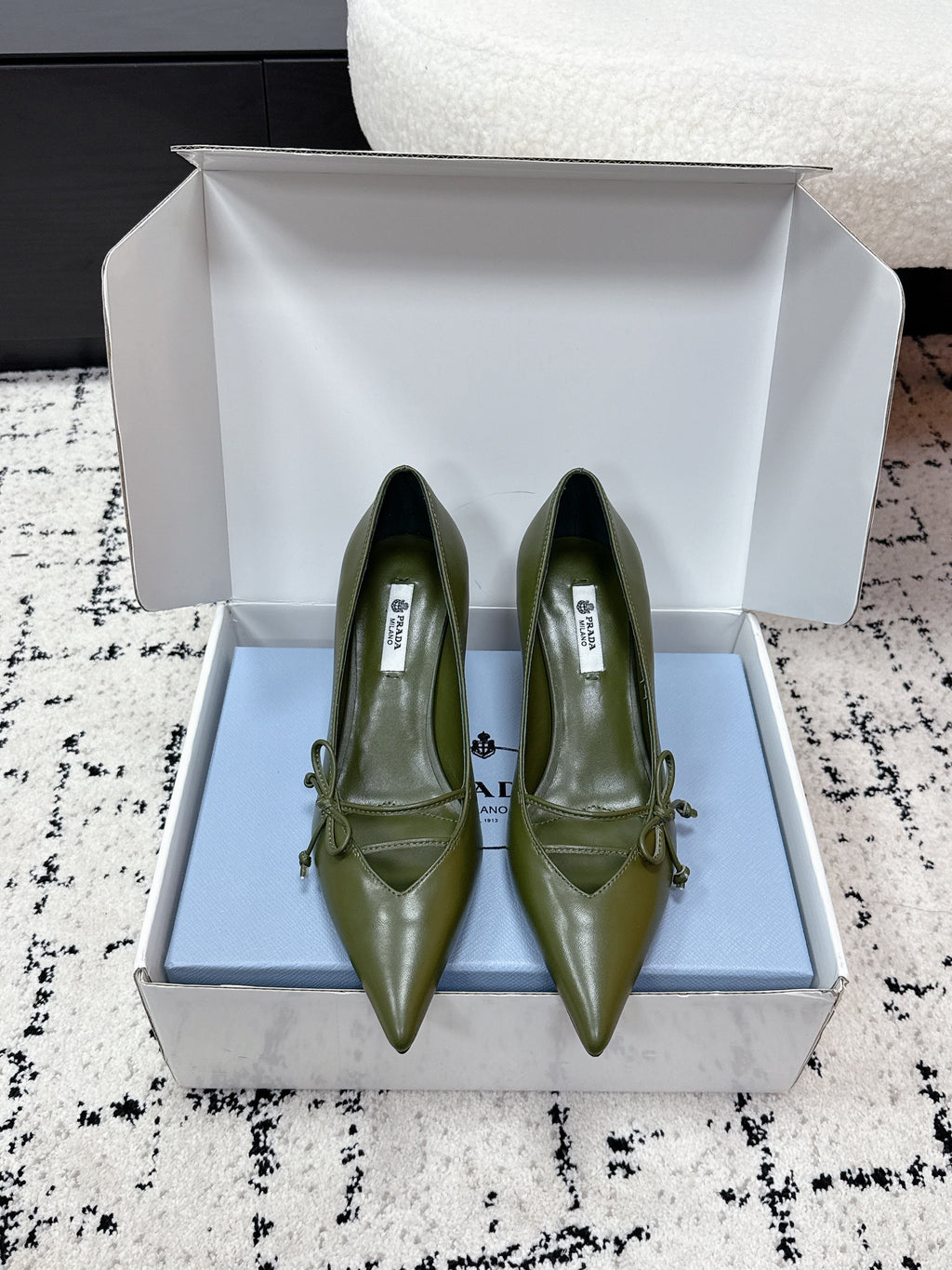 PRADA 26S POINTED-TOE HIGH HEELS 75MM IN DARK OLIVE GREEN CALFSKIN