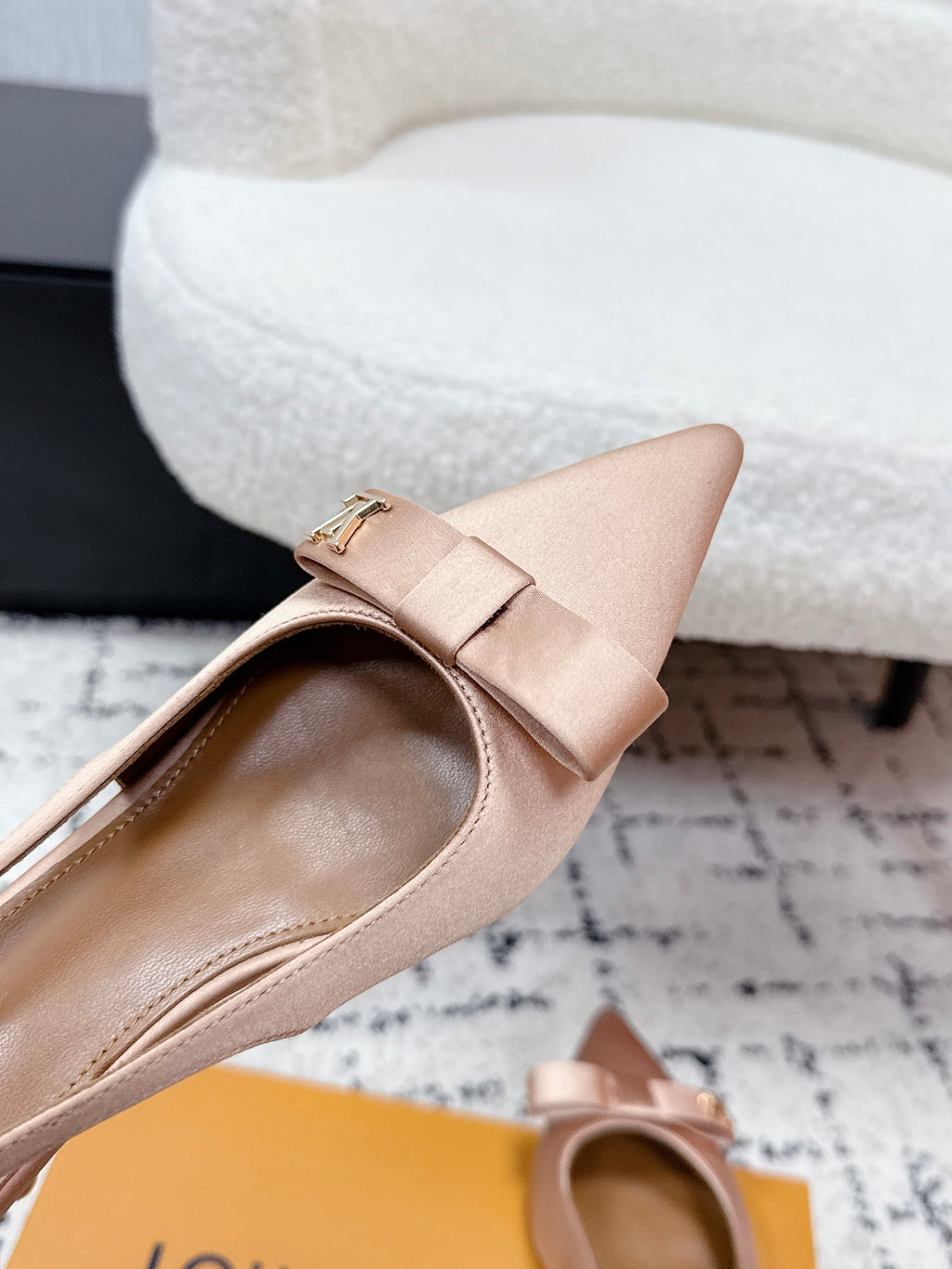 LV 26S SLINGBACK PUMPS 50MM IN DARK BEIGE SATIN WITH BOW