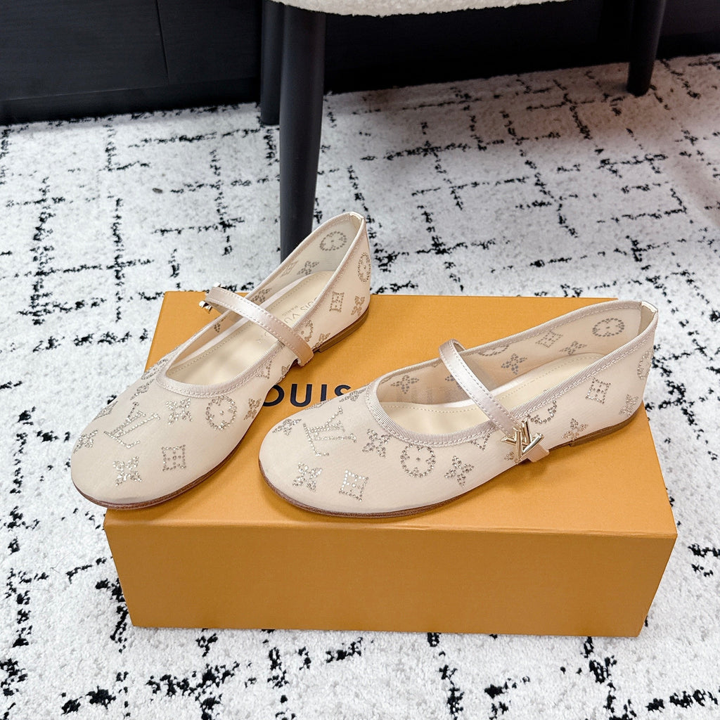 LV 26S MARY JANE FLATS IN BEIGE EMBROIDERED FABRIC MESH