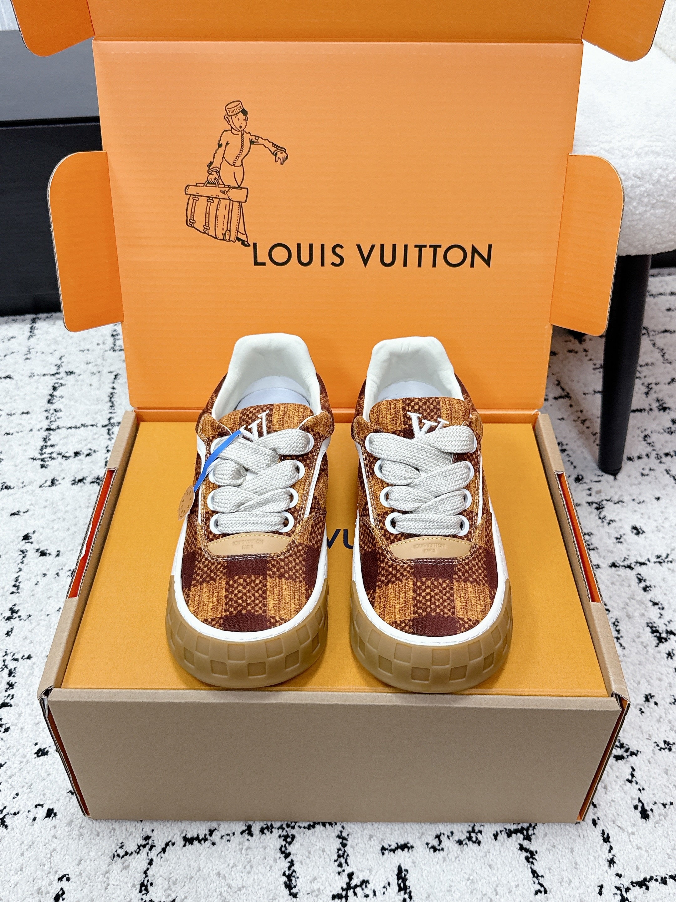 LV 26S TILTED SNEAKERS 40MM IN COGNAC BROWN FABRIC