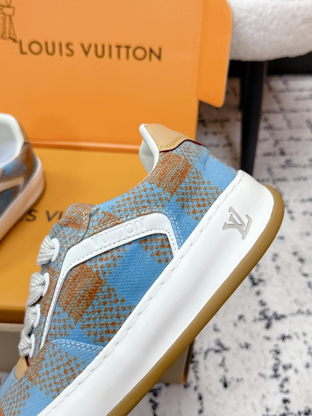 LV 26S TILTED SNEAKERS 40MM IN BLUE FABRIC