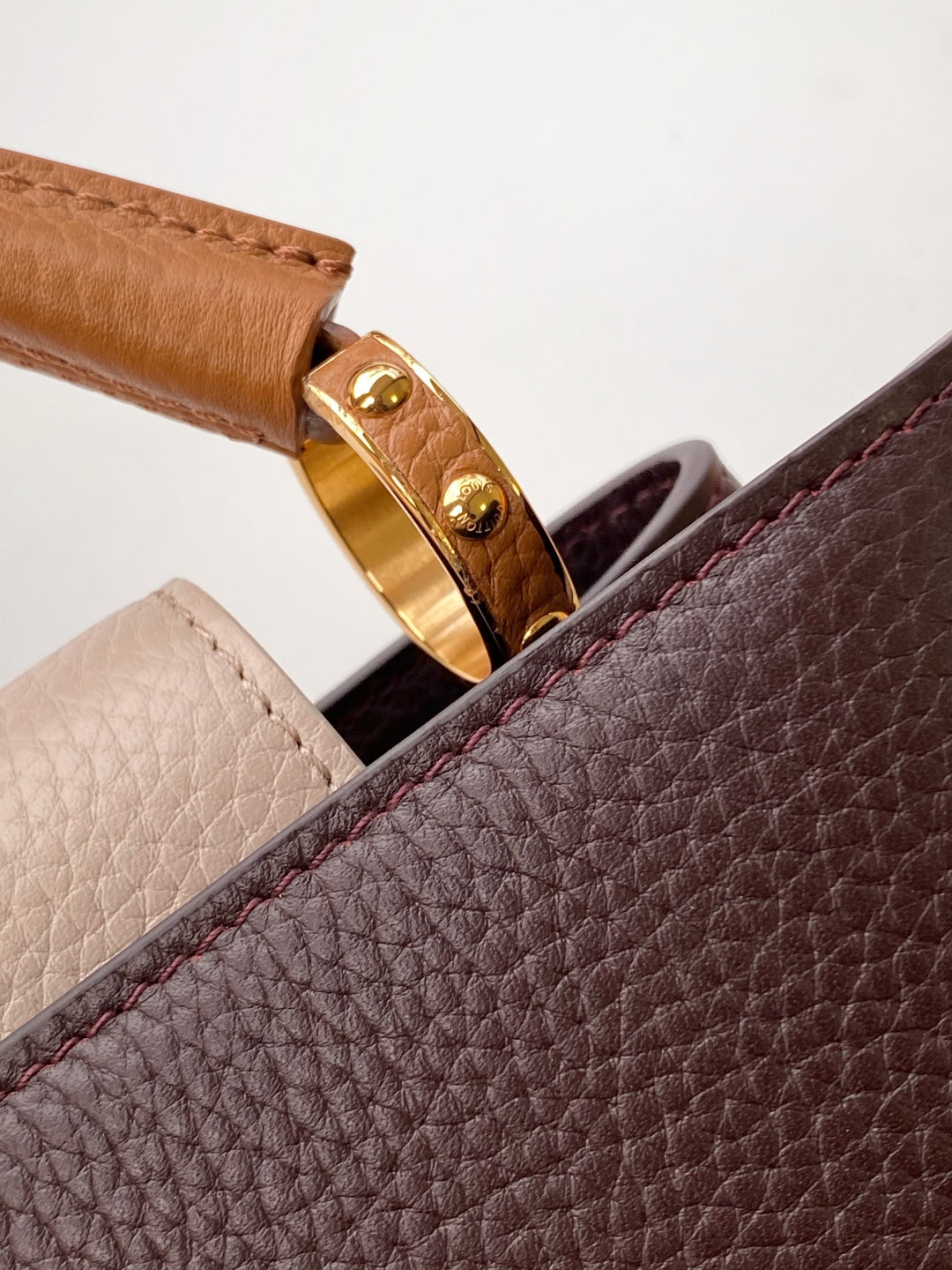 LV 26S CAPUCINES BAG 31 IN REDDISH BROWN TAURILLON CALFSKIN
