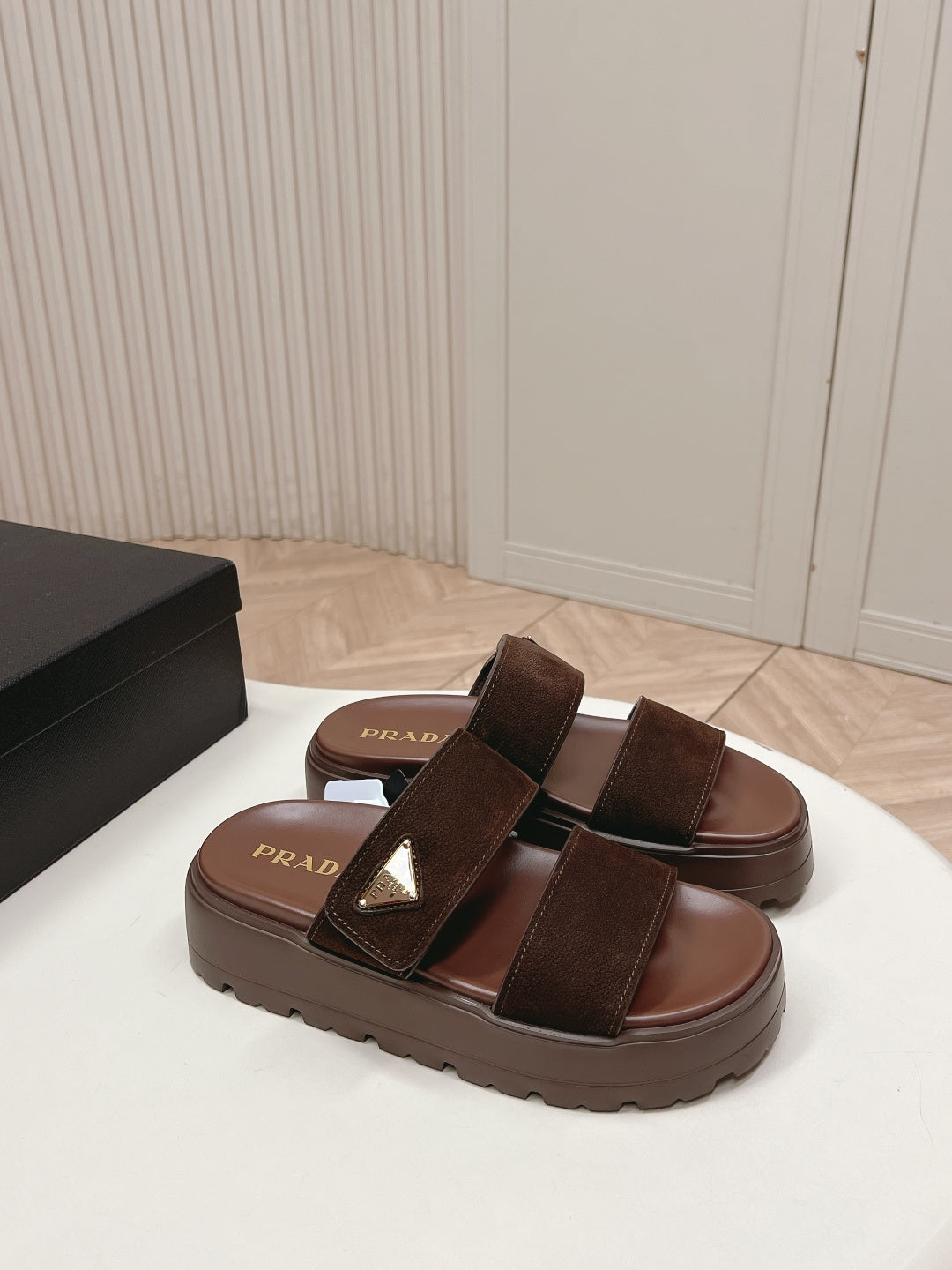PRADA 26S DOUBLE STRAP PLATFORM SLIDES IN BROWN CALFSKIN WITH VELCRO