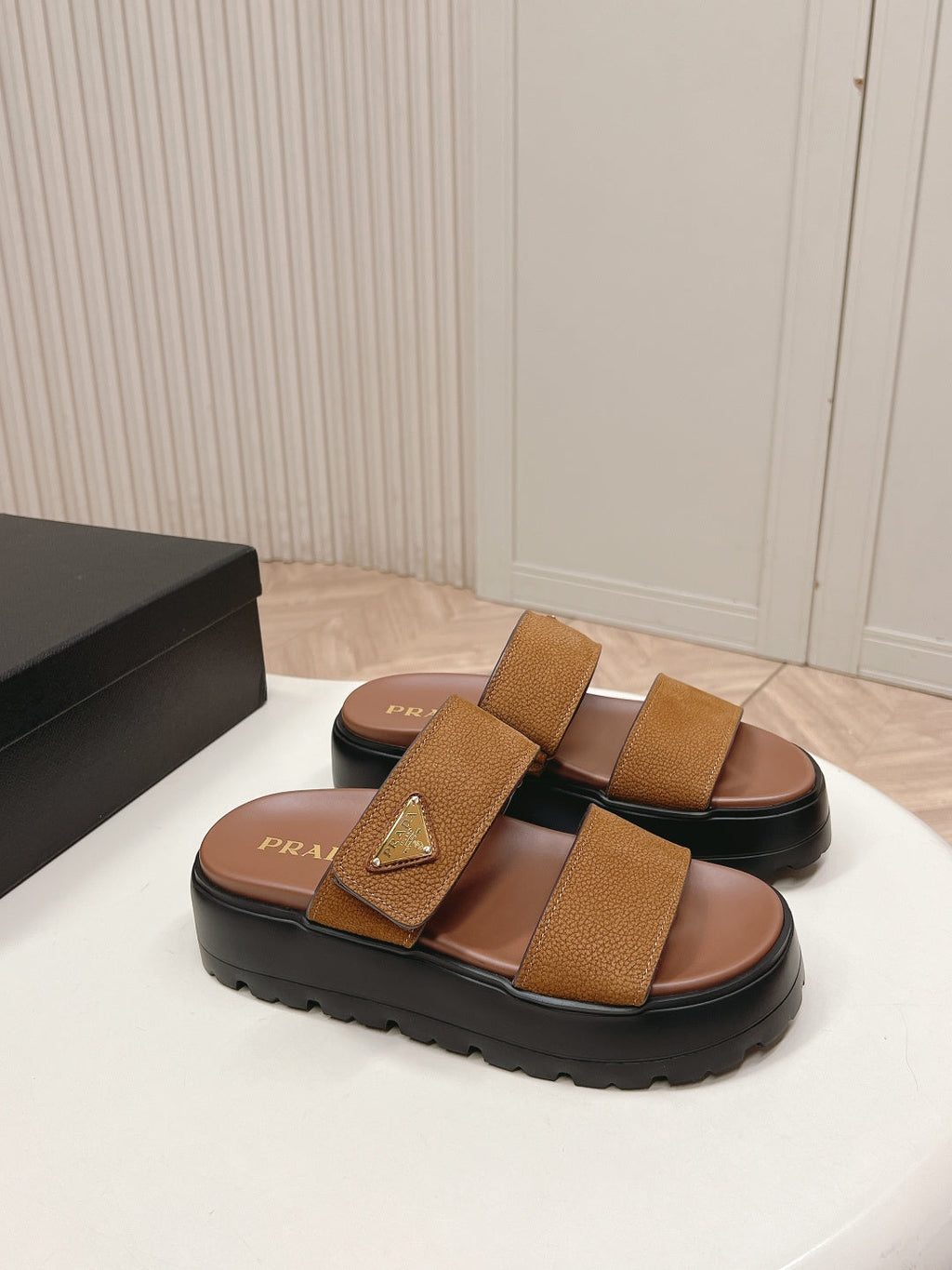 PRADA 26S DOUBLE STRAP PLATFORM SLIDES IN CARAMEL BROWN CALFSKIN WITH VELCRO