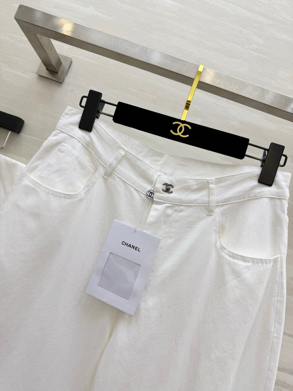CHANEL 26S STRAIGHT-LEG JEANS STYLE 1195