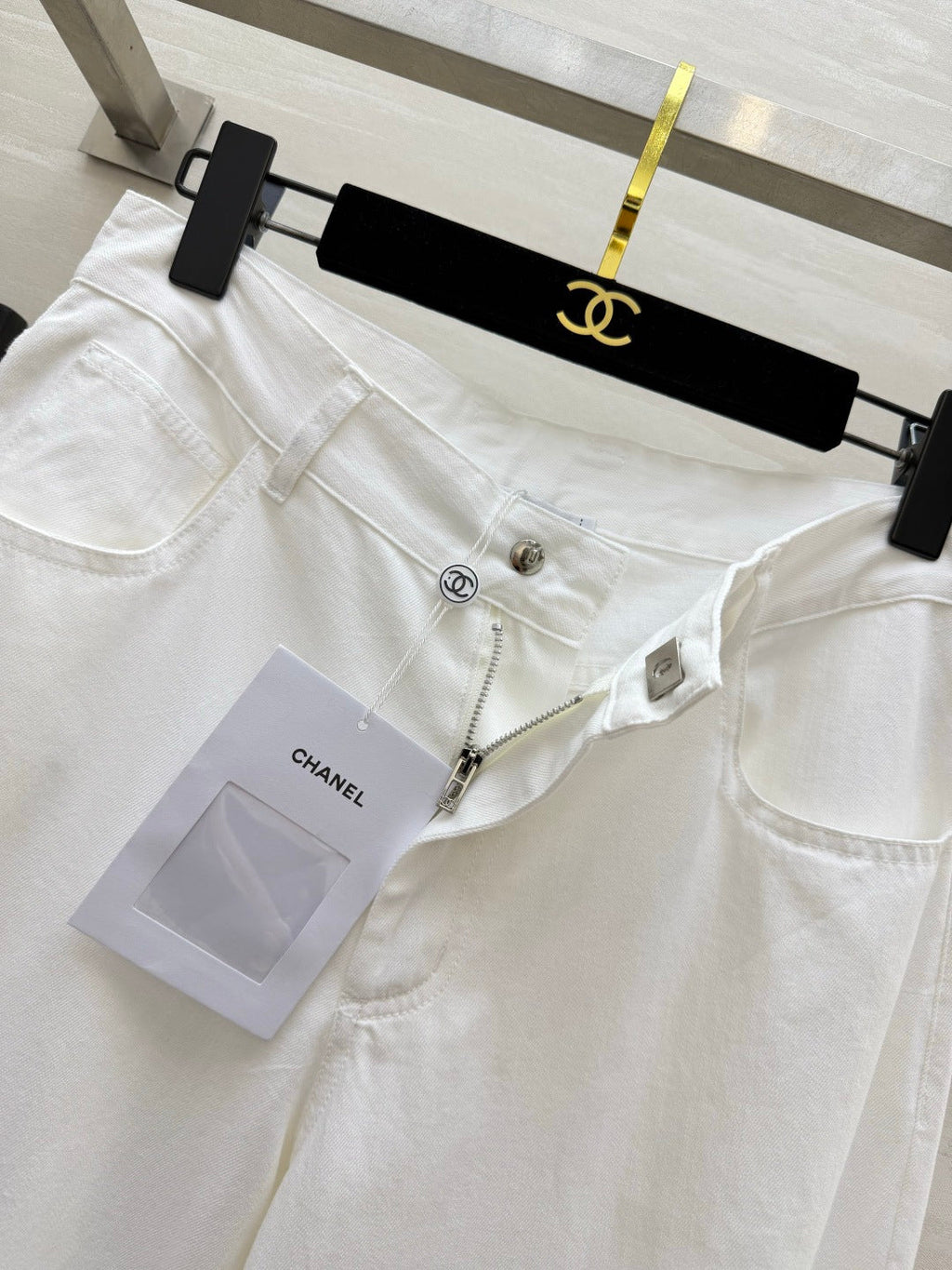 CHANEL 26S STRAIGHT-LEG JEANS STYLE 1195