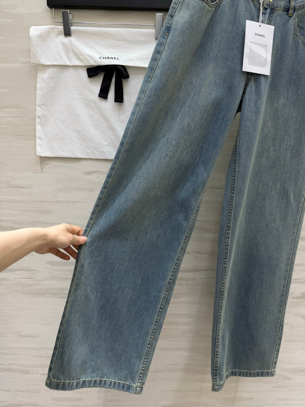 CHANEL 26S STRAIGHT-LEG JEANS STYLE 1194