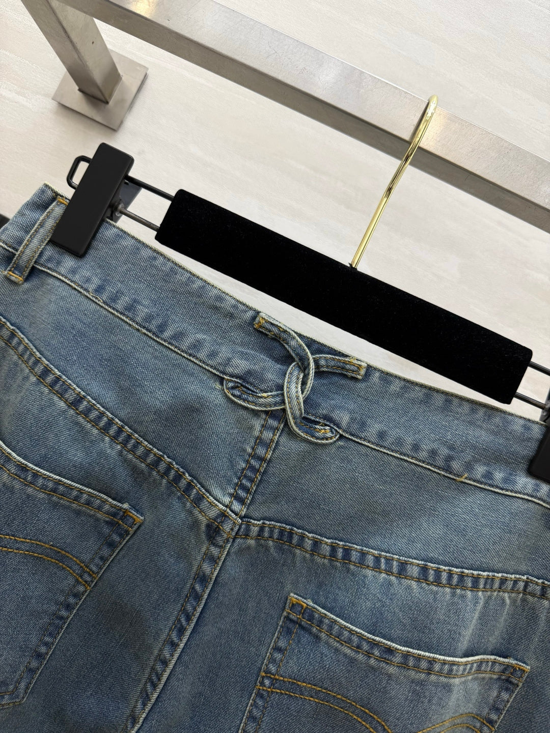 CHANEL 26S STRAIGHT-LEG JEANS STYLE 1194