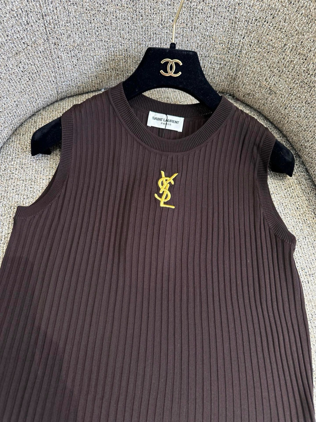 YSL 26S KNIT VEST TOP 385