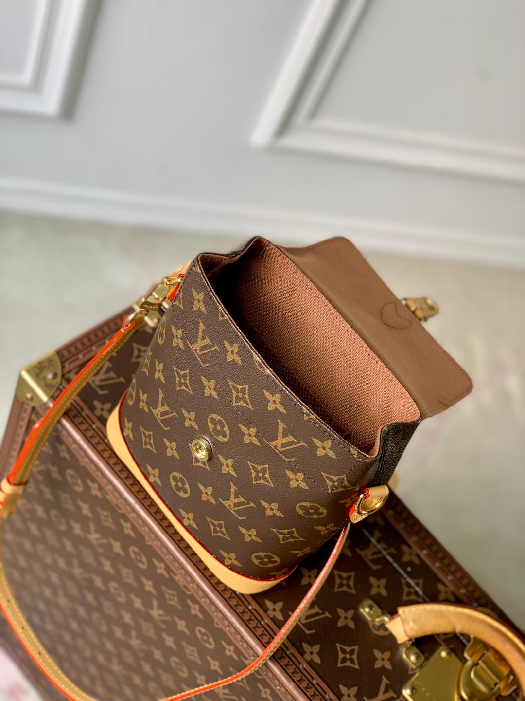 SOHO MINI 23 IN BROWN MONOGRAM COATED CANVAS AND CALFSKIN