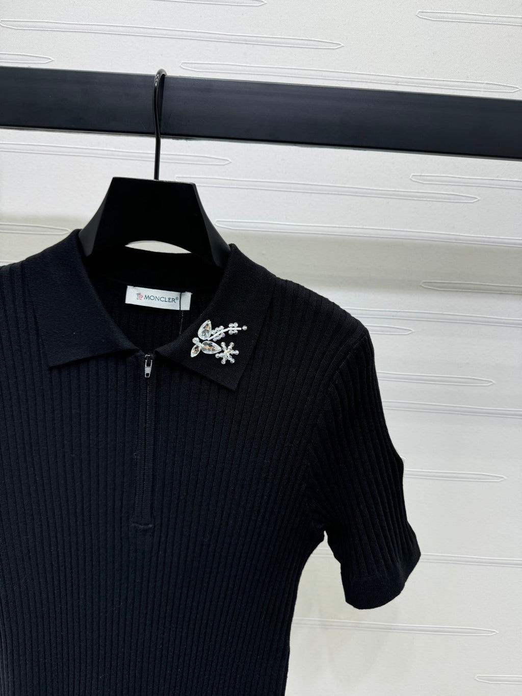 MONCLER 25S SHORT-SLEEVE KNIT TOP 255893