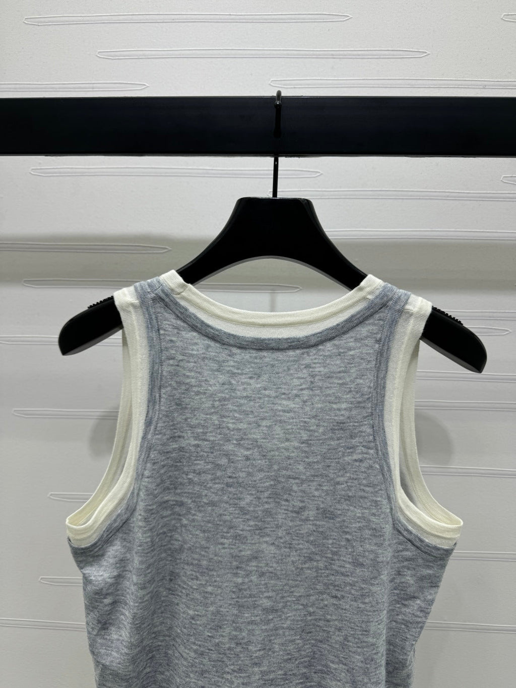 MIUMIU SLEEVELESS TOP 269404