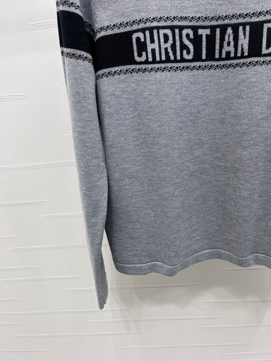DIOR 25S LONG-SLEEVED KNIT SWEATER STYLE 036