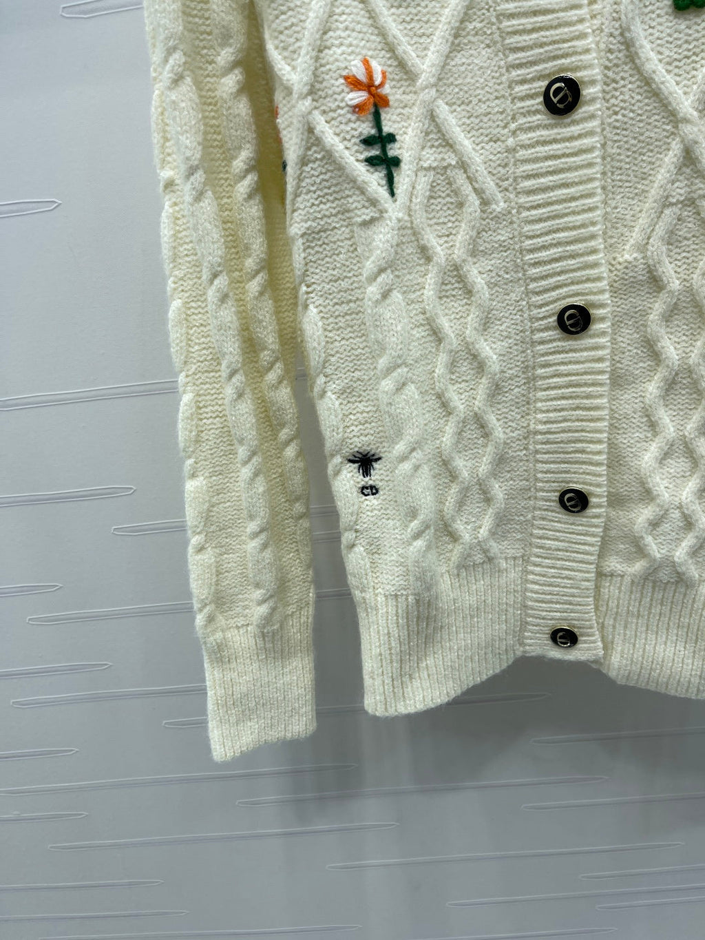 DIOR 25S CARDIGAN SWEATER STYLE 054