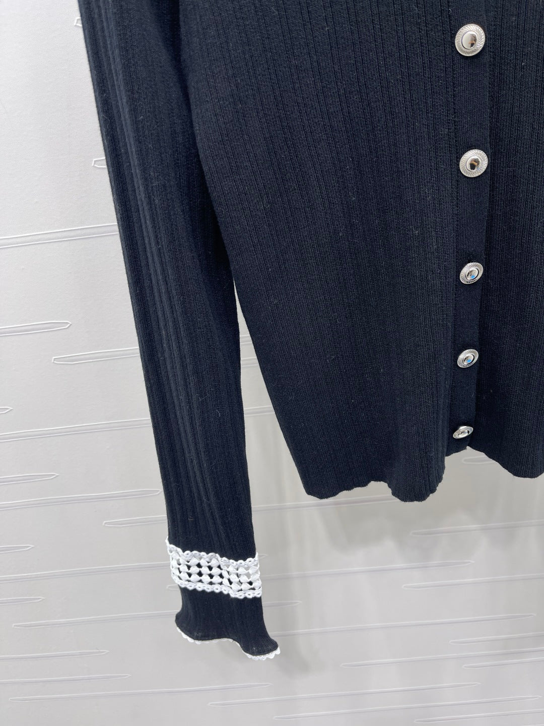 MIUMIU CARDIGAN STYLE 609