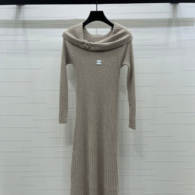 CHANEL 25S KNITTED LONG-SLEEVE DRESS 277