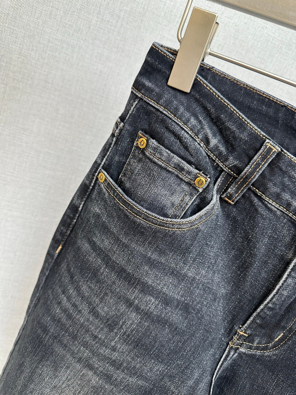 BLACK DENIM JEANS FEATURING THE DIOR OBLIQUE MOTIF ON BACK POCKET