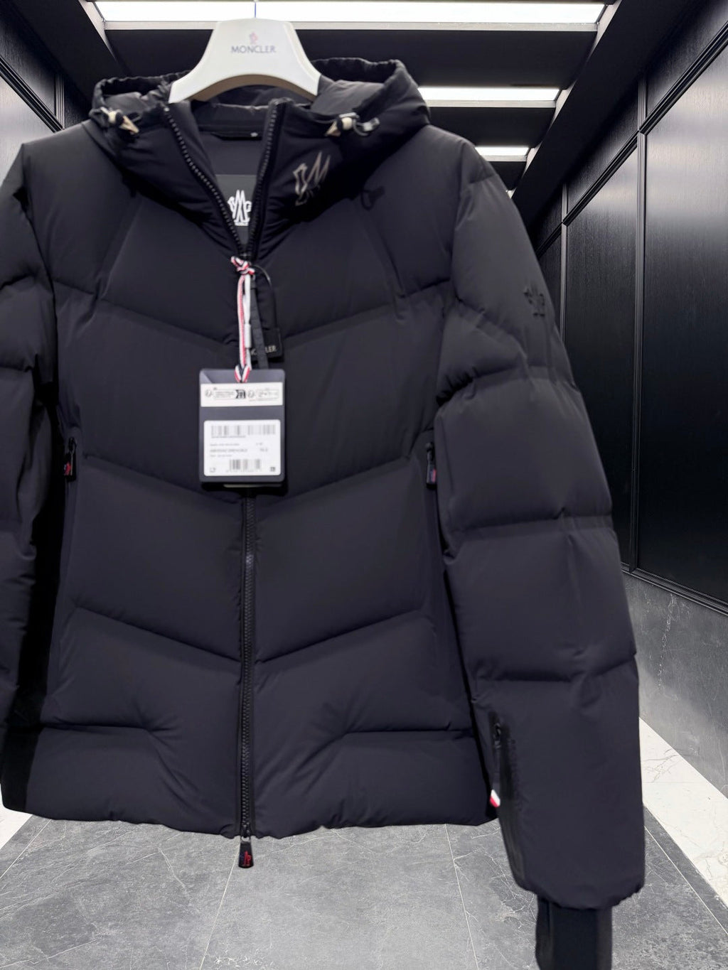 MONCLER 25S DOWN JACKET 427
