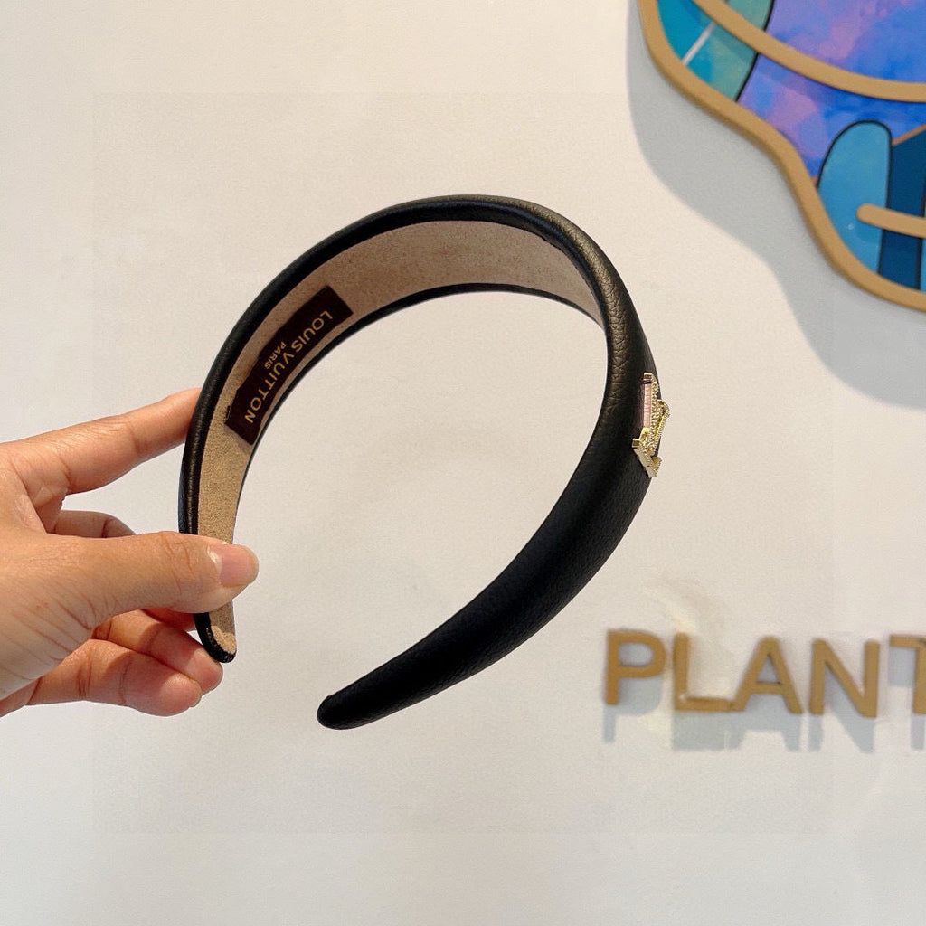 LV HEADBAND IN BLACK CALFSKIN GOLD HARDWARE