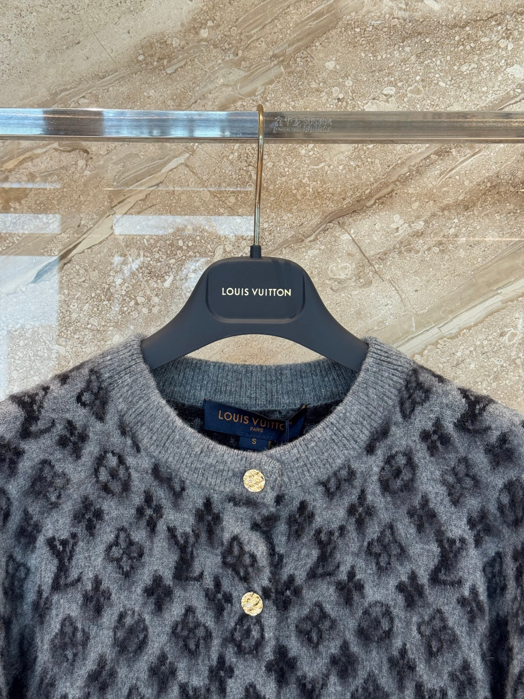 LV 25S CARDIGAN 0004