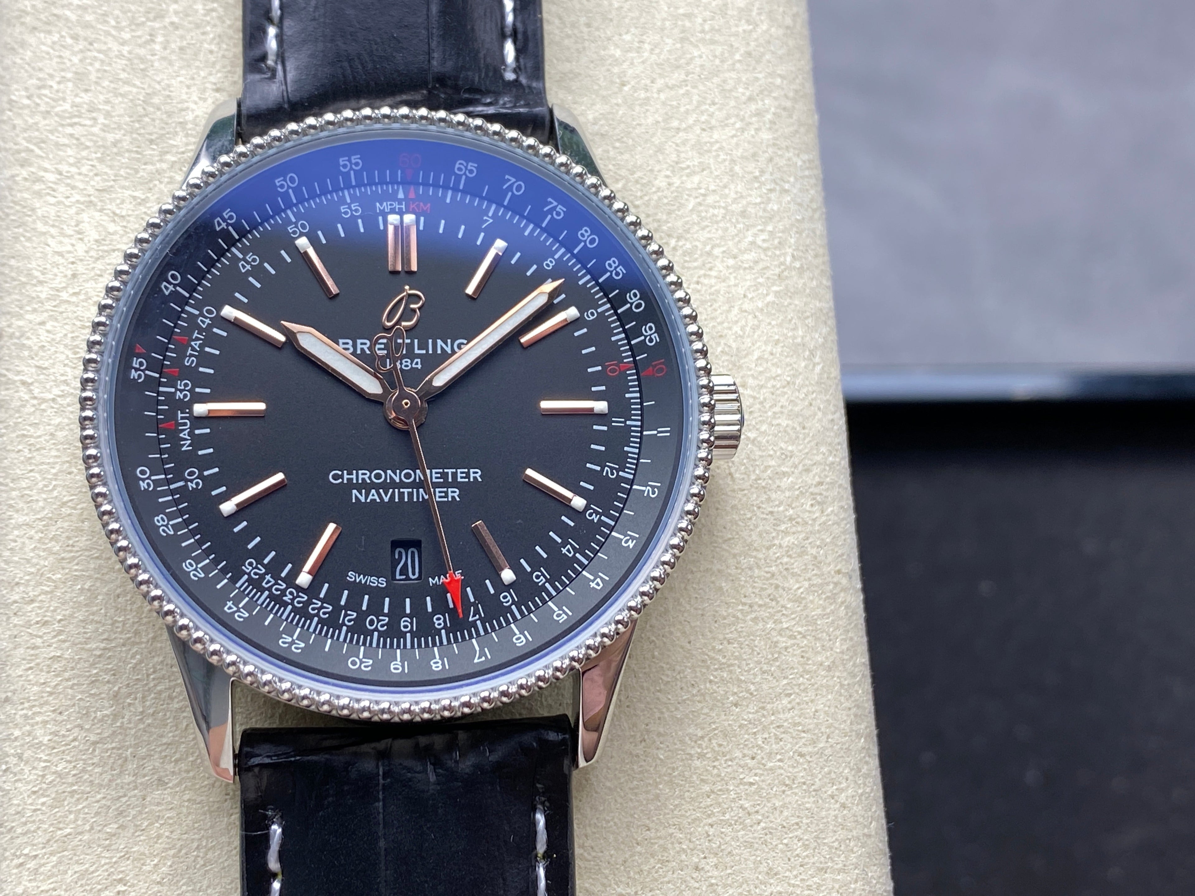 NAVITIMER AUTOMATIC 41 STEEL CASE BLACK DIAL