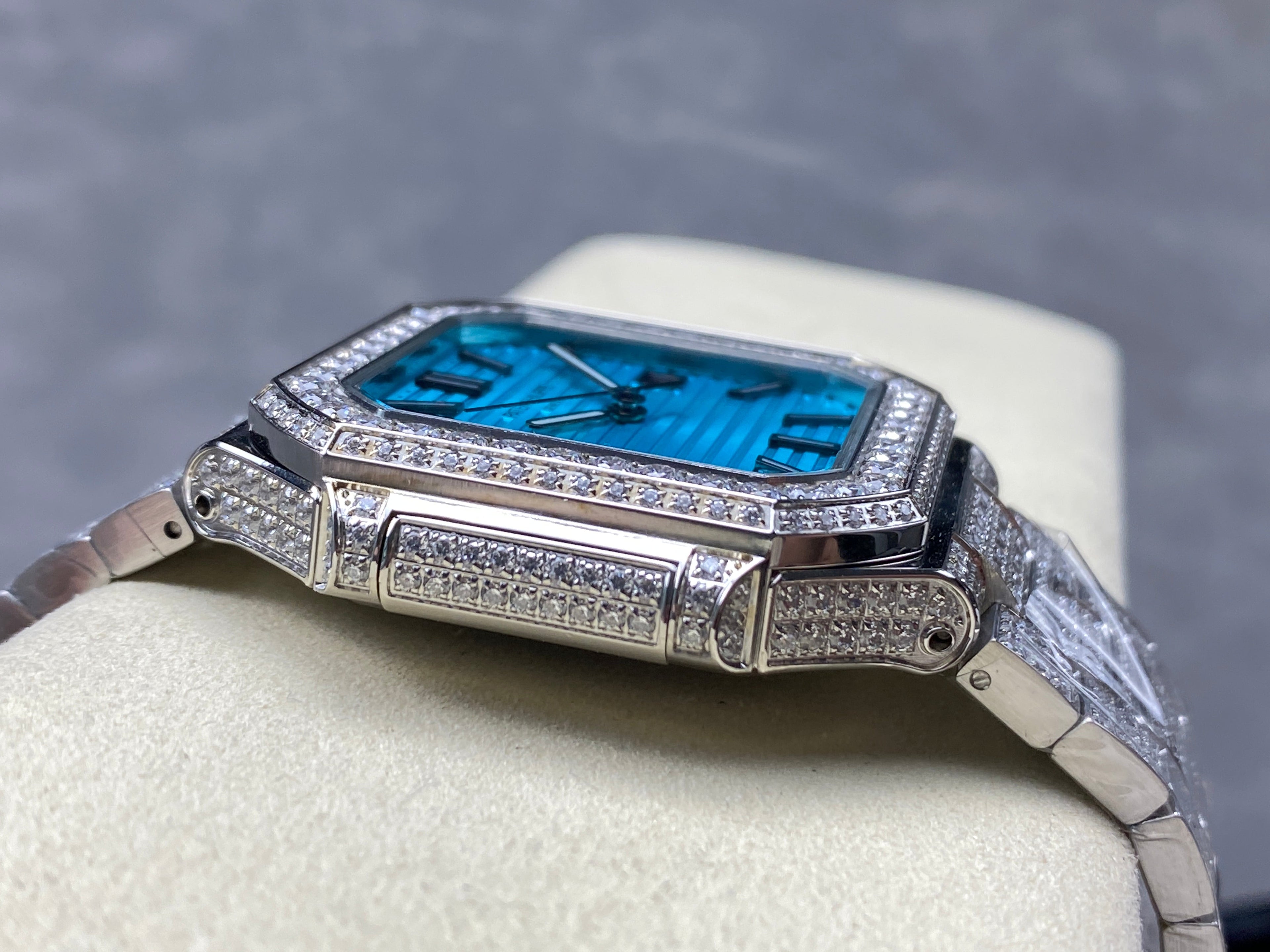 CUBITUS AUTOMATIC ALL STEEL ATTACHED DIAMOND CERULEAN BLUE DIAL