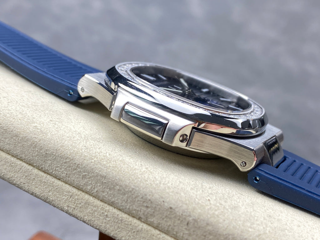 NAUTILUS STEEL ATTACHED DIAMOND BEZEL BLUE RUBBER STRAP