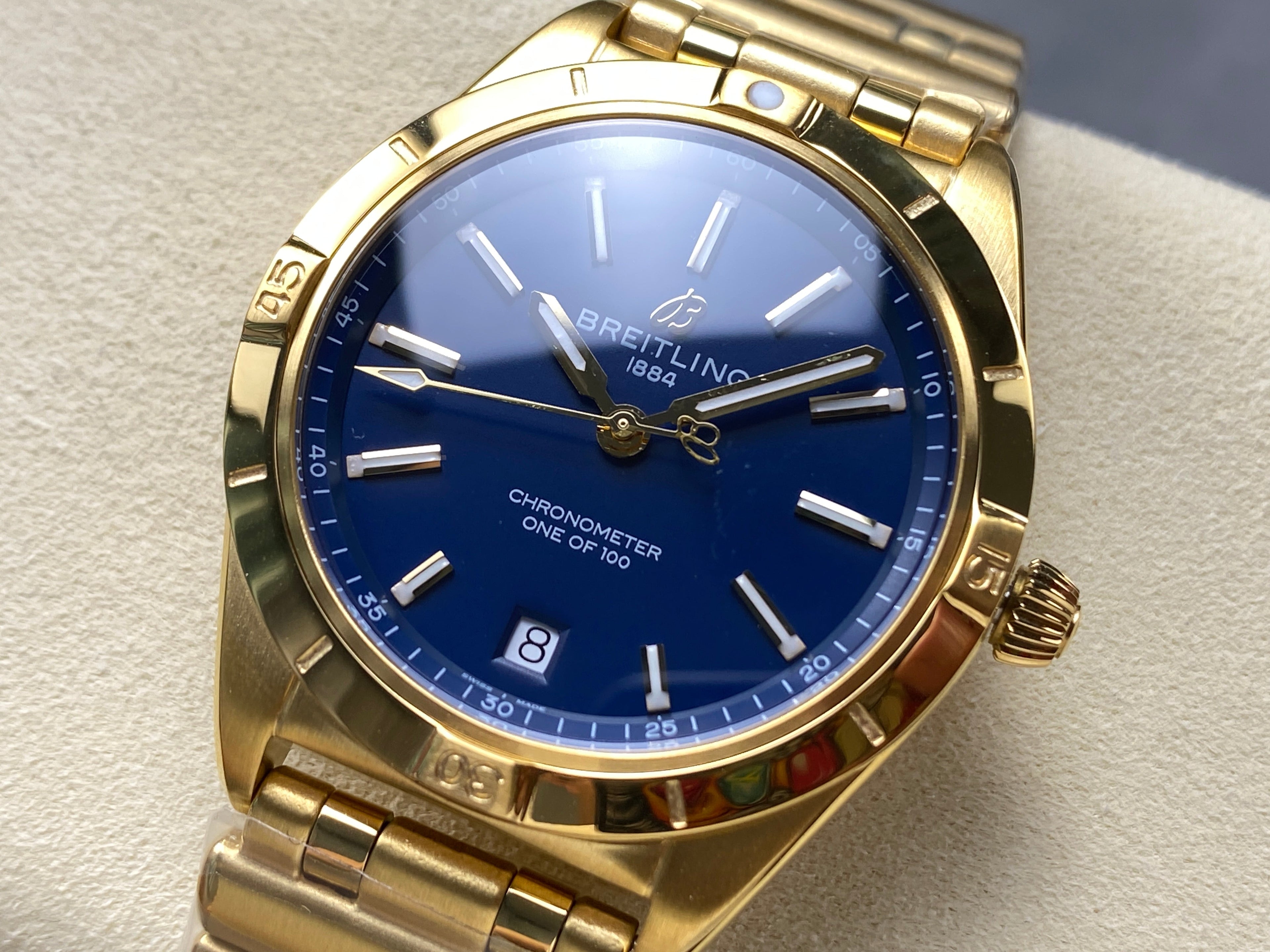 CHRONOMAT AUTOMATIC 36 VICTORIA BECKHAM YELLOW GOLD CASE MIDNIGHT BLUE DIAL
