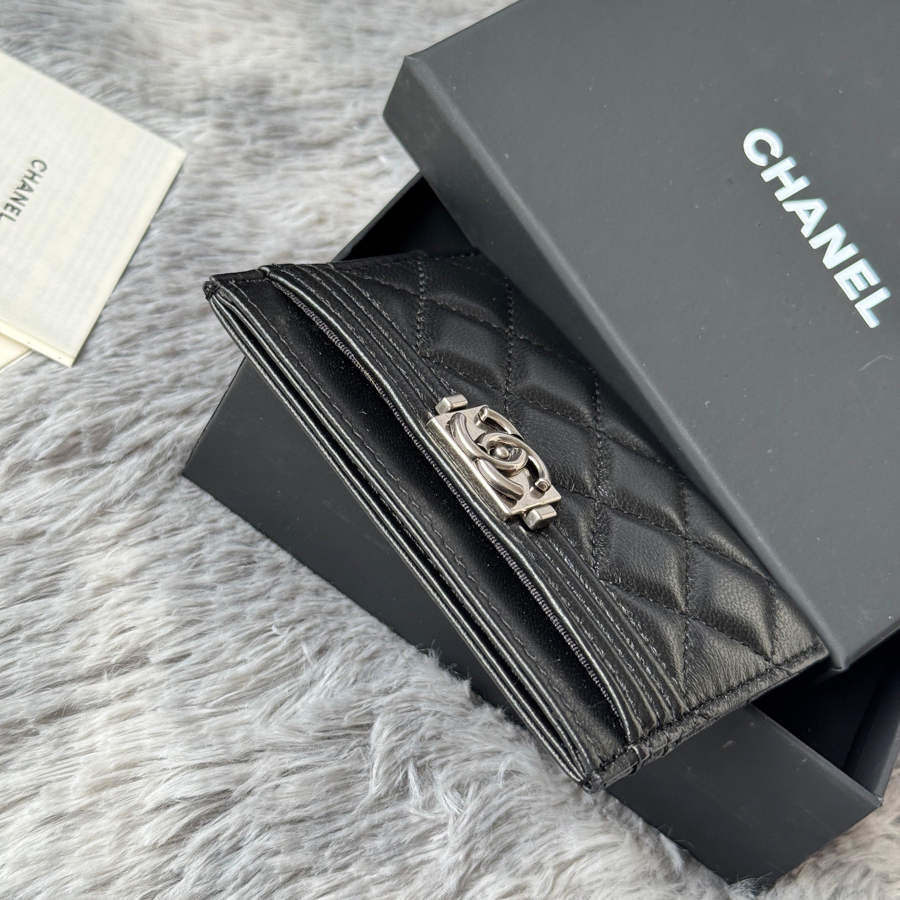 LEBOY CARD HOLDER 11 IN BLACK GRAINED CALFSKIN SILVER-TONE HARDWARE