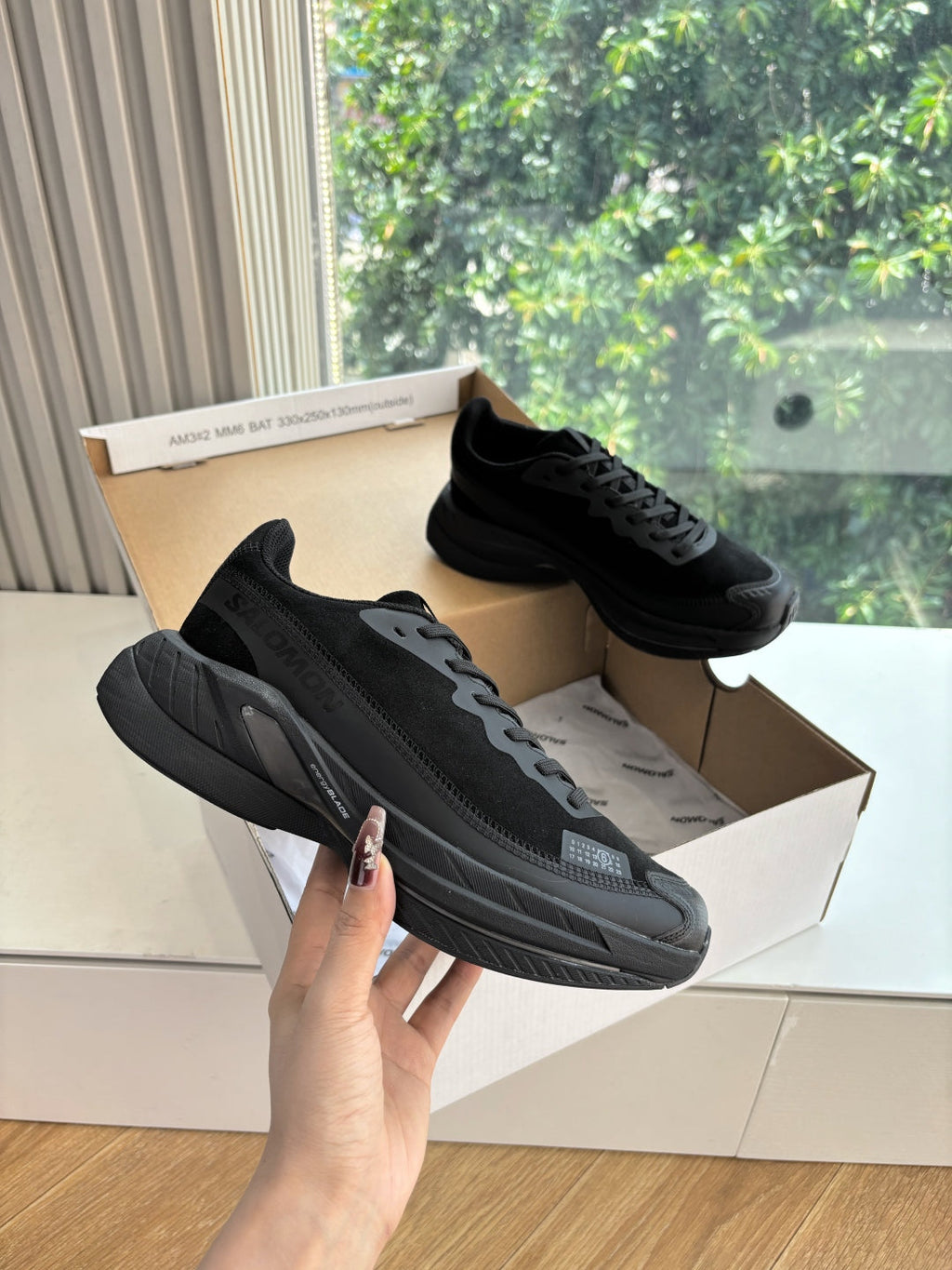 ALO 25S SALOMON SPECTUR SNEAKER IN BLACK FABRIC