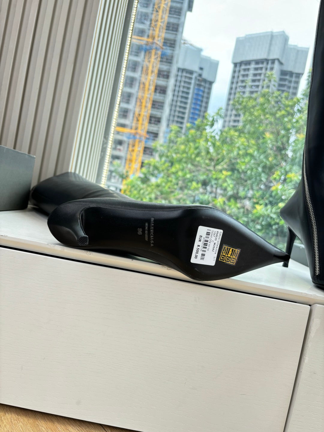 BALENCIAGA 25S HIGH BOOTS WITH ZIPPER IN BLACK COW LEATHER