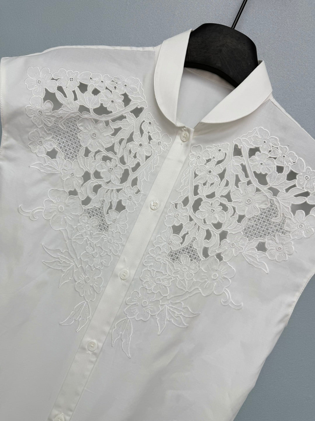 VALENTINO 26S SLEEVELESS SHIRT 152