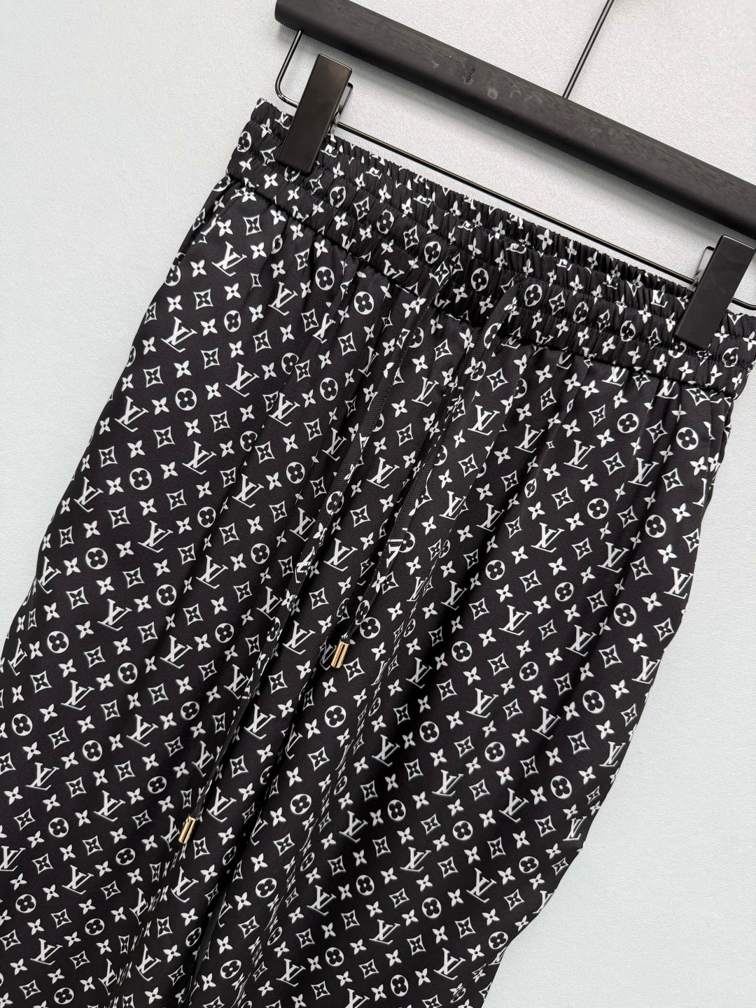 LV 26S WIDE-LEG PANTS STYLE 194