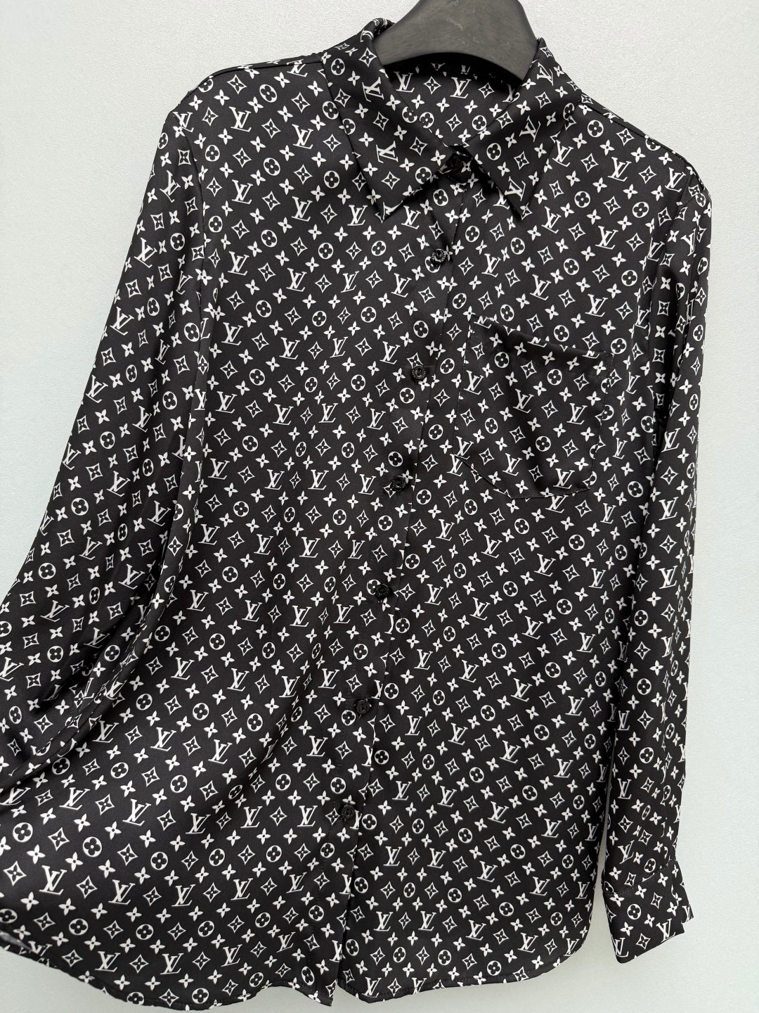 LV 26S LONG-SLEEVE SHIRT STYLE 192
