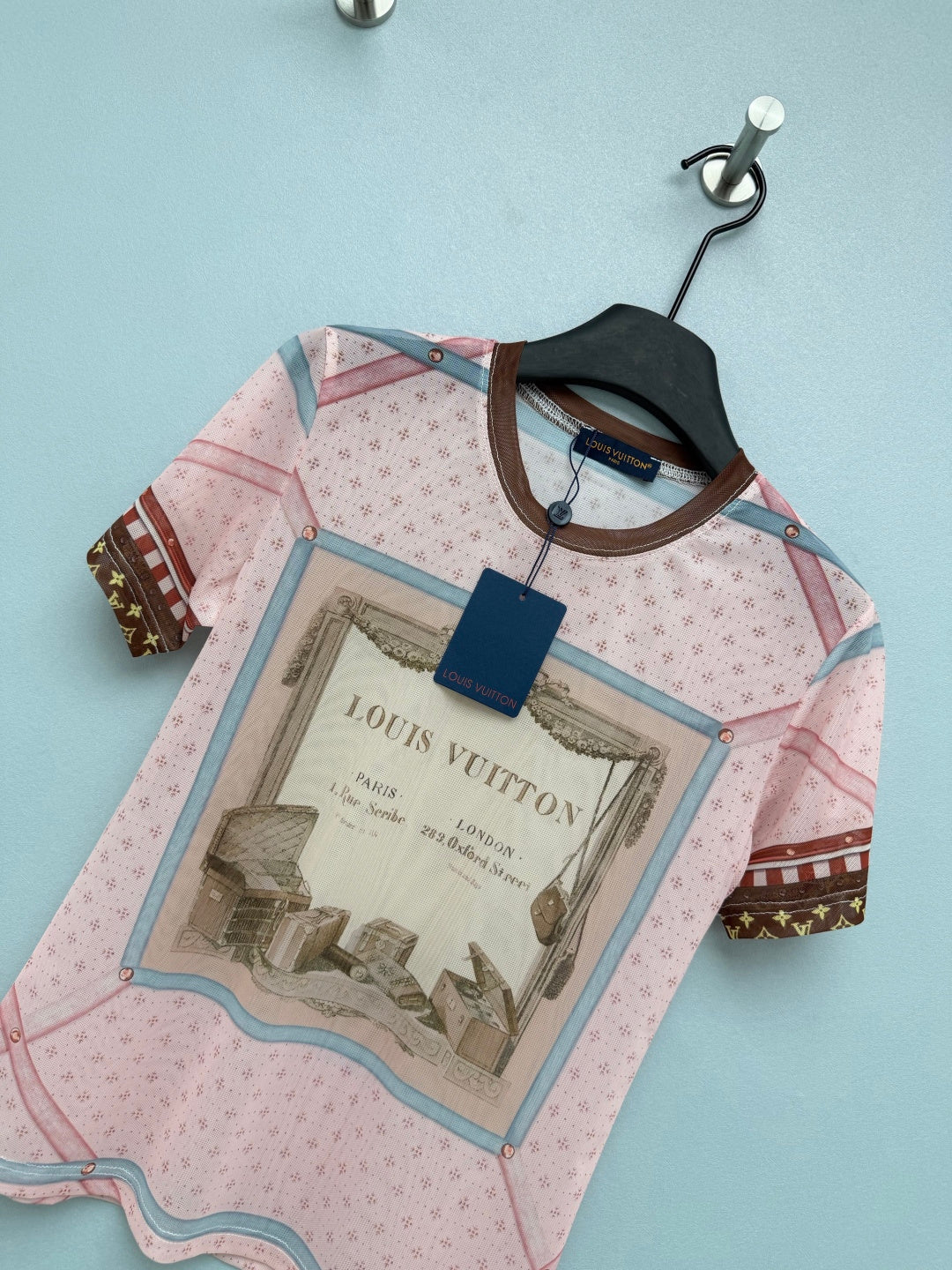 LV 26S T-SHIRT STYLE 166