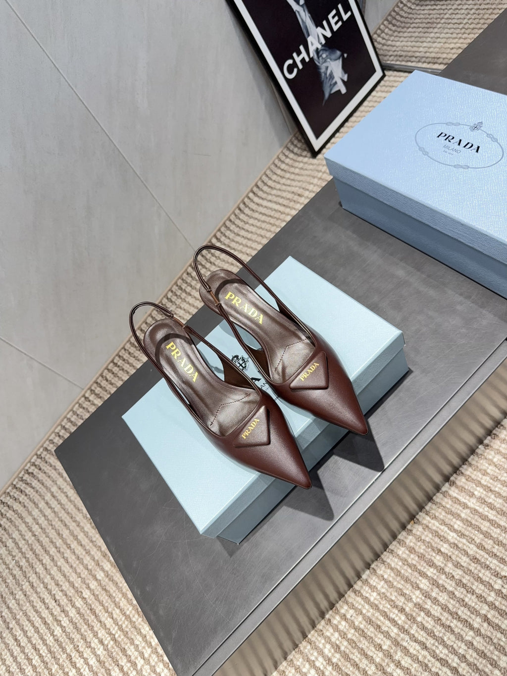PRADA 26S POINTED TOE SLINGBACK HIGH HEELS 55MM IN DARK BROWN SHEEPSKIN WITH LOGO