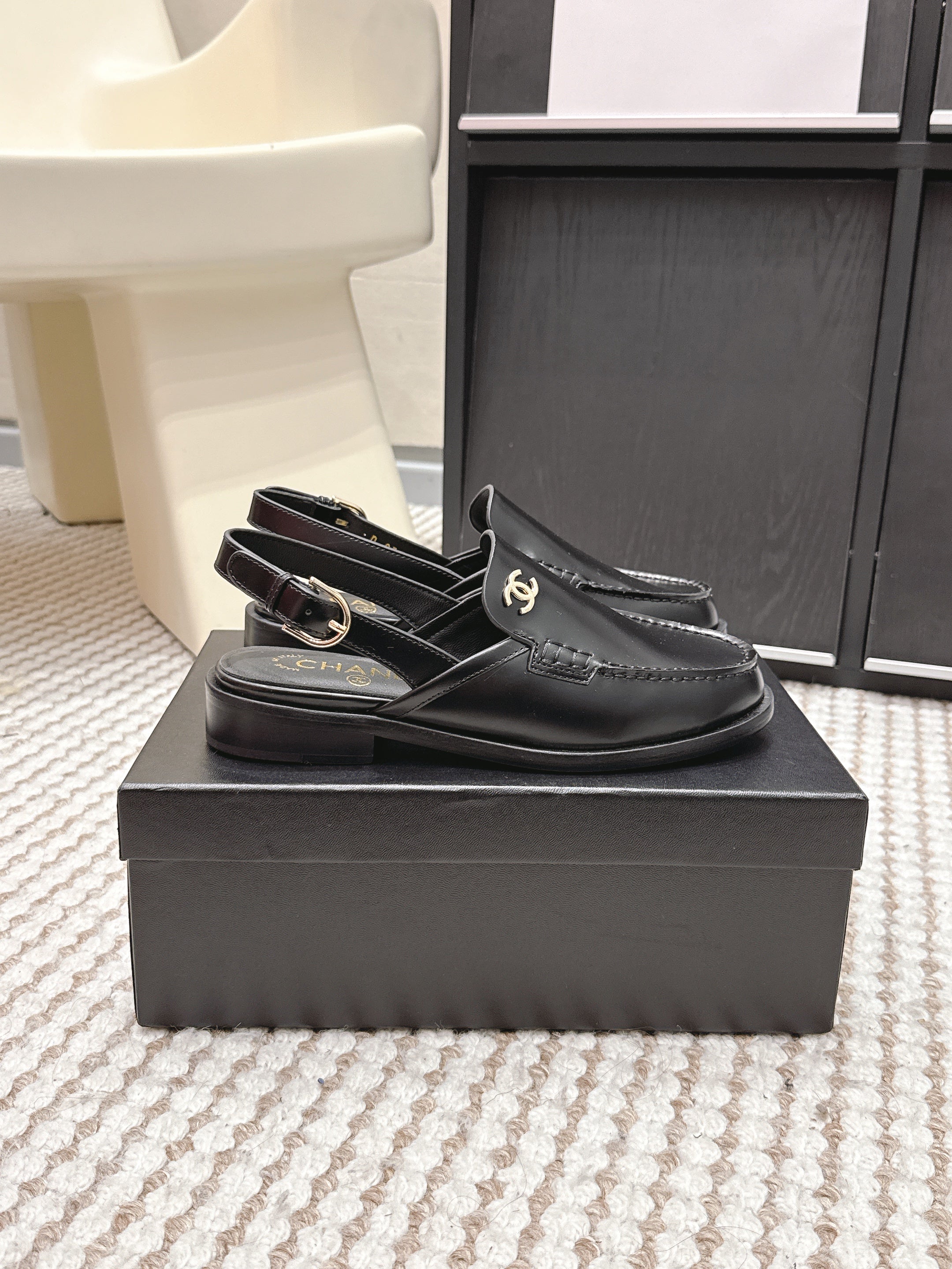 26S SLINGBACK LOAFERS IN BLACK CALFSKIN