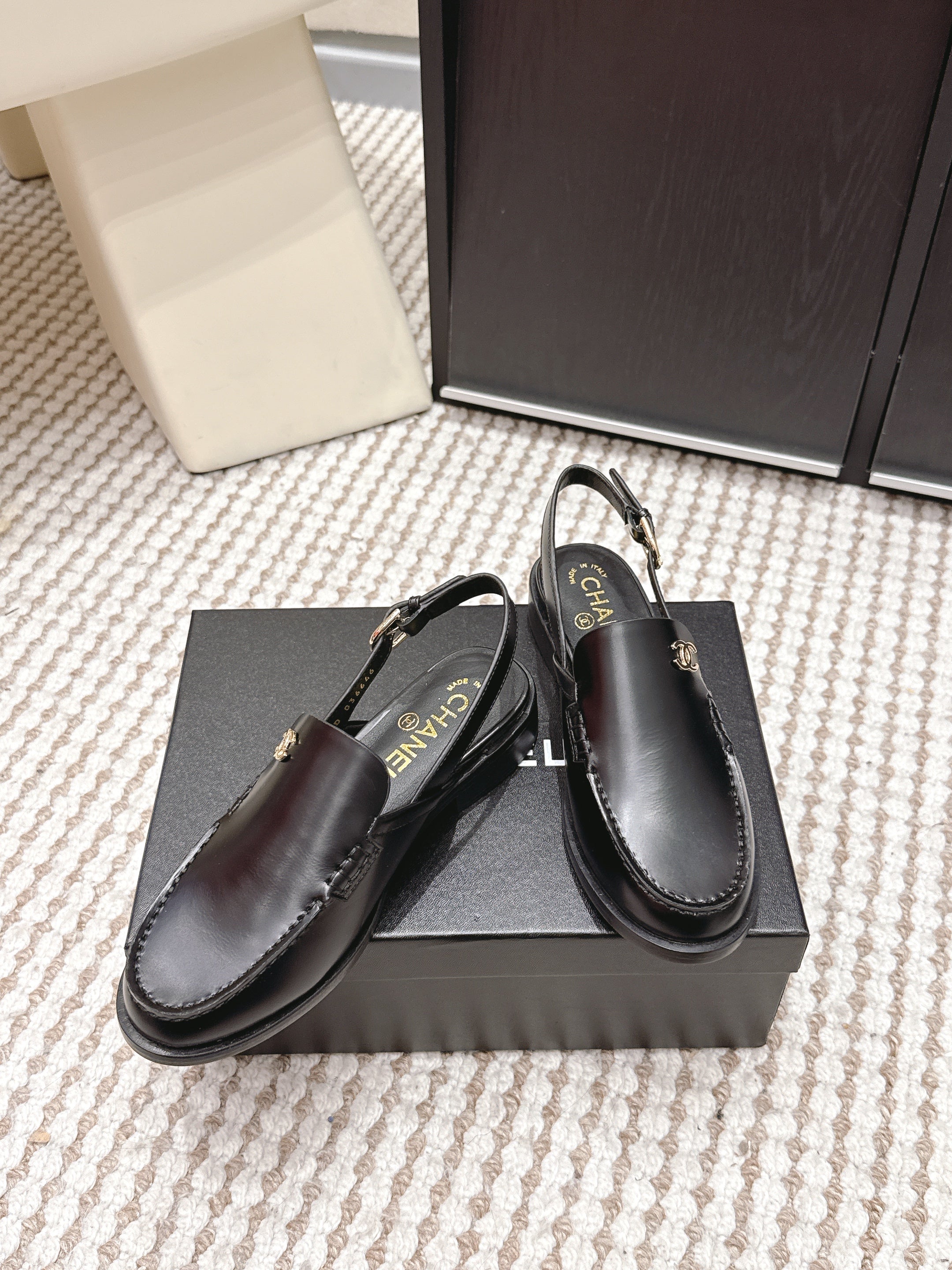 26S SLINGBACK LOAFERS IN BLACK CALFSKIN