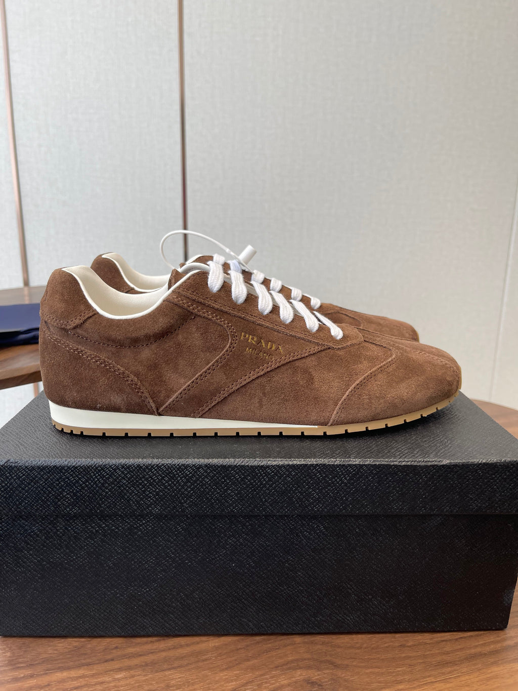 PRADA 25S SNEAKER IN BROWN SUEDE STYLE 12
