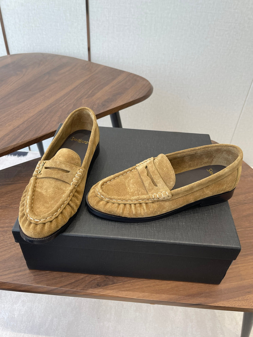 YSL 26S LOAFER IN LIGHT BROWN SUEDE