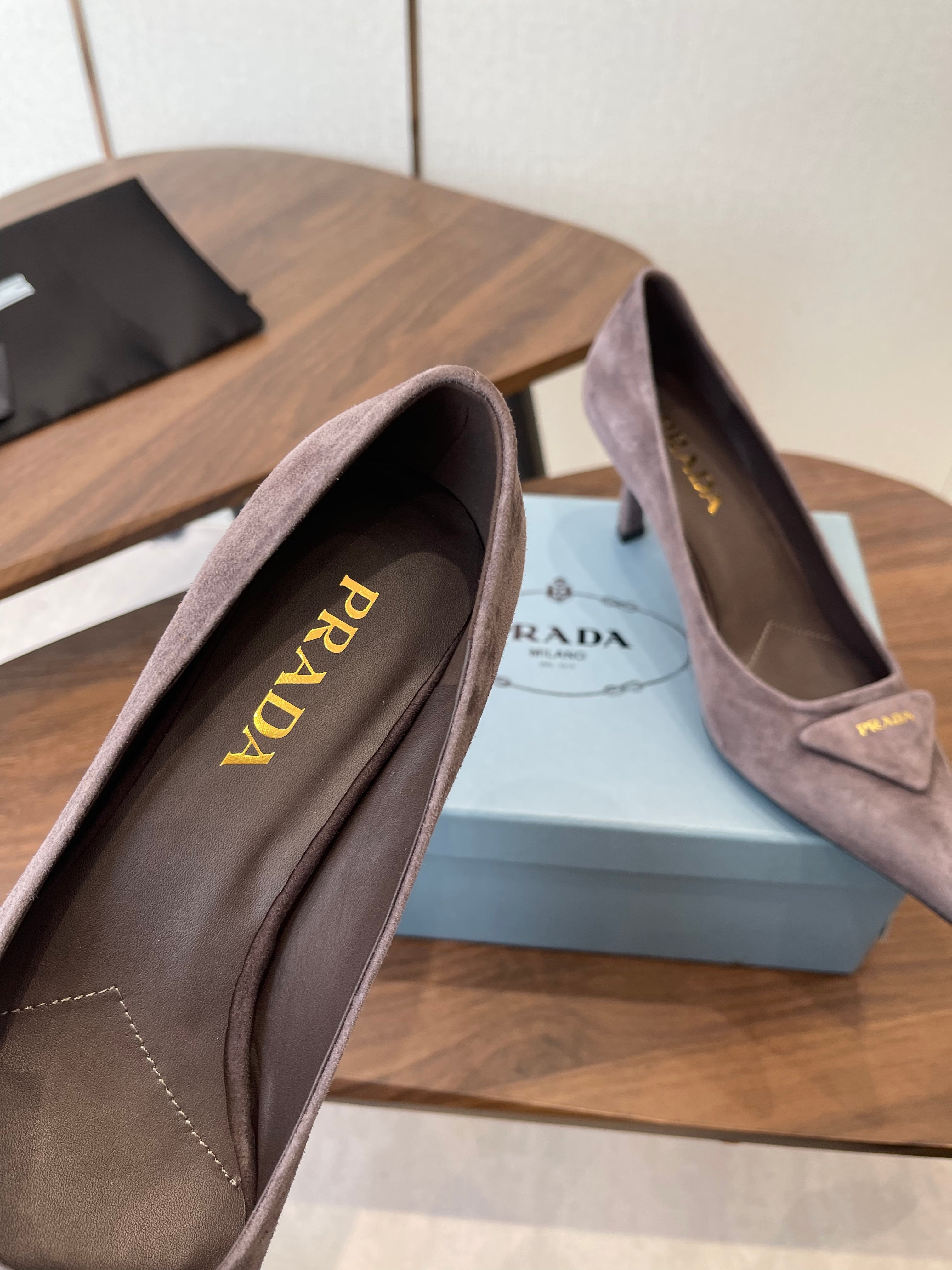 PRADA 26S SLINGBACK PUMPS 75MM IN TAUPE BROWN SUEDE WITH LOGO