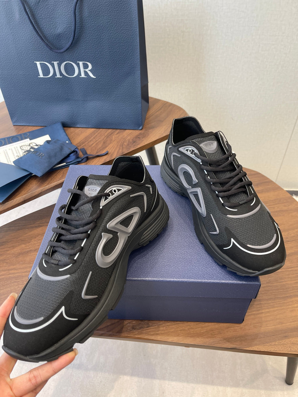 DIOR 26S B30 COUNTDOWN TECH SNEAKER IN BLACK TECHNICAL FABRIC AND SUEDE
