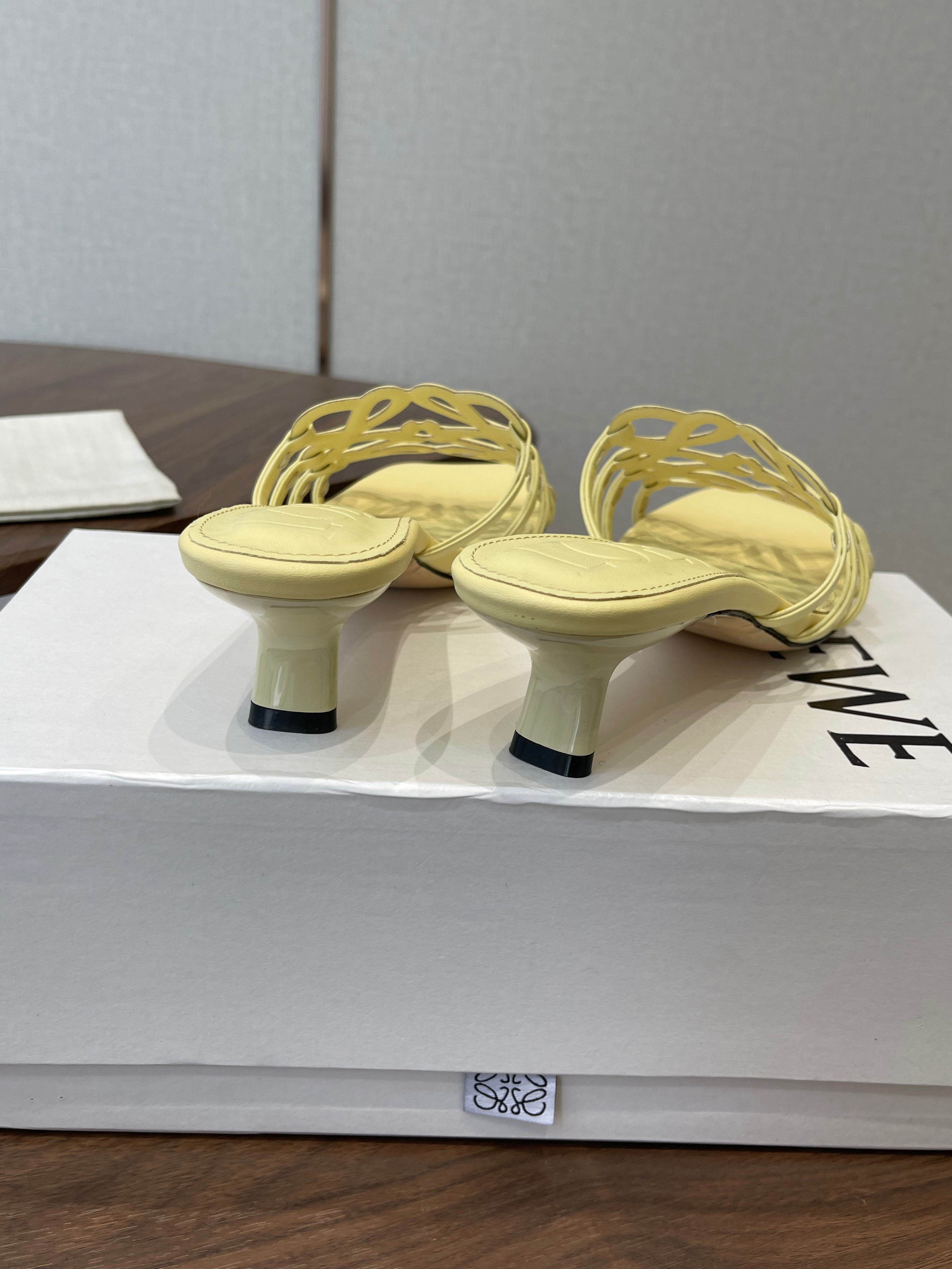 LOEWE 26S HIGH HEEL SANDALS IN BUTTER YELLOW CALFSKIN