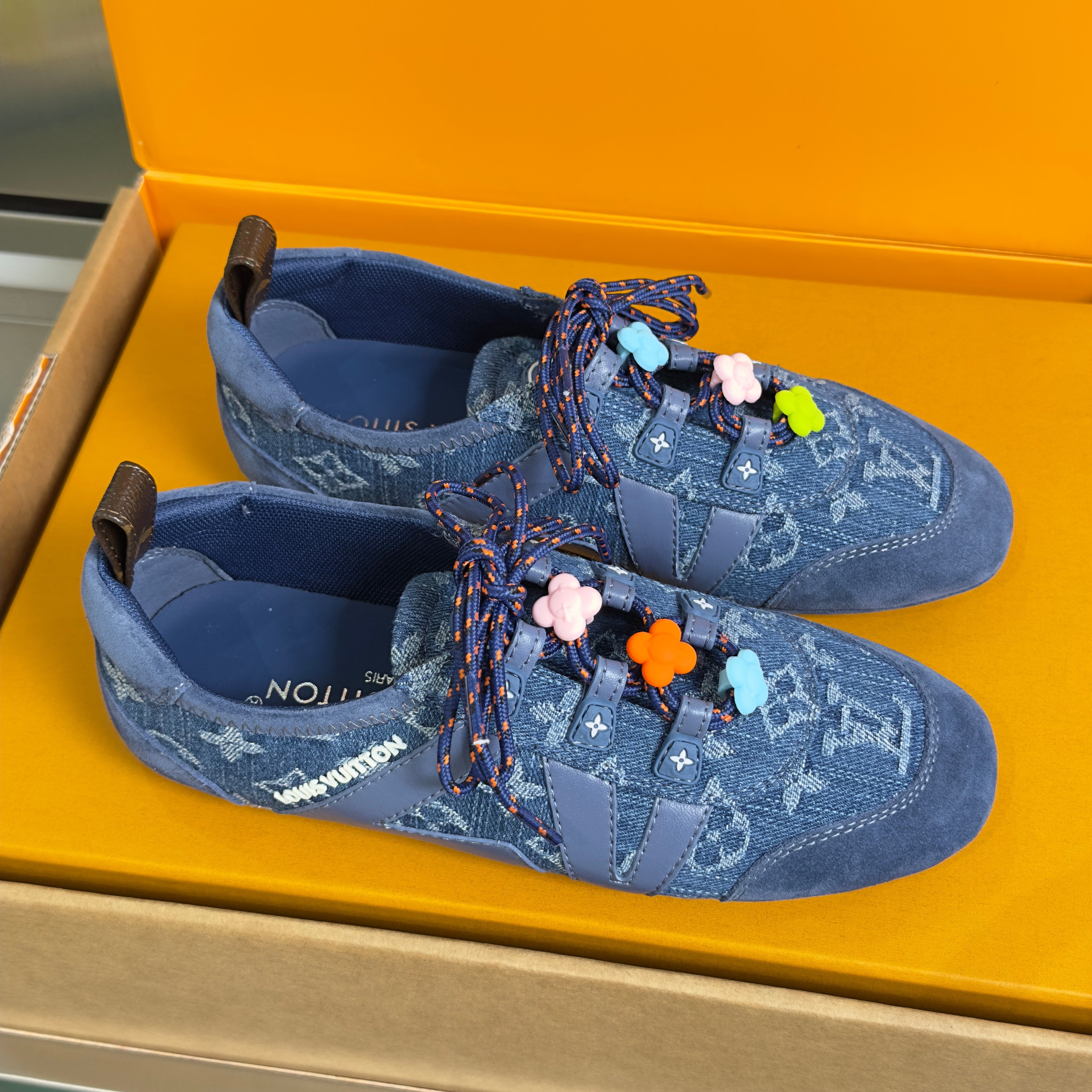 LV 26S SNEAKERINA SNEAKERS IN BLUE MONOGRAM DENIM AND CALFSKIN